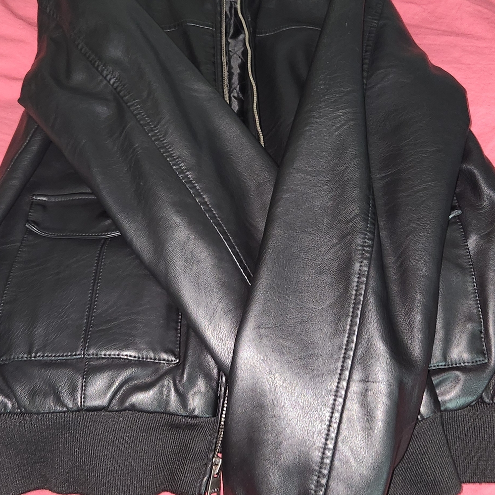 Levi's Black Leather Hooded Bomber Jacket - Picture 7 of 12